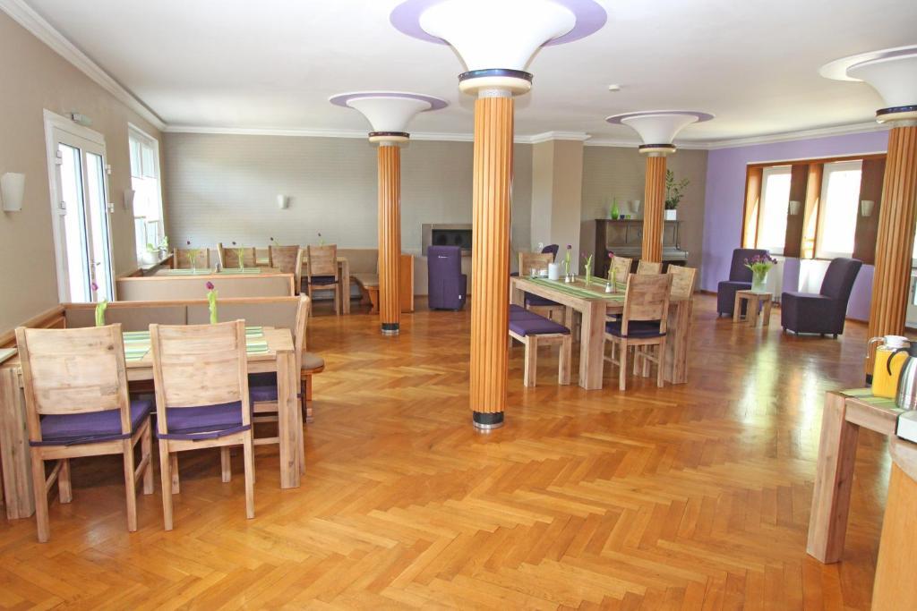 סינדלפינגן Hotel Sonnenhof מראה חיצוני תמונה
