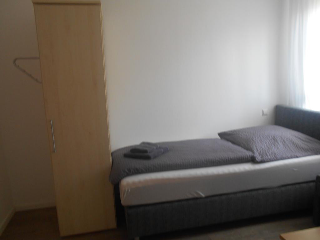 סינדלפינגן Hotel Sonnenhof מראה חיצוני תמונה