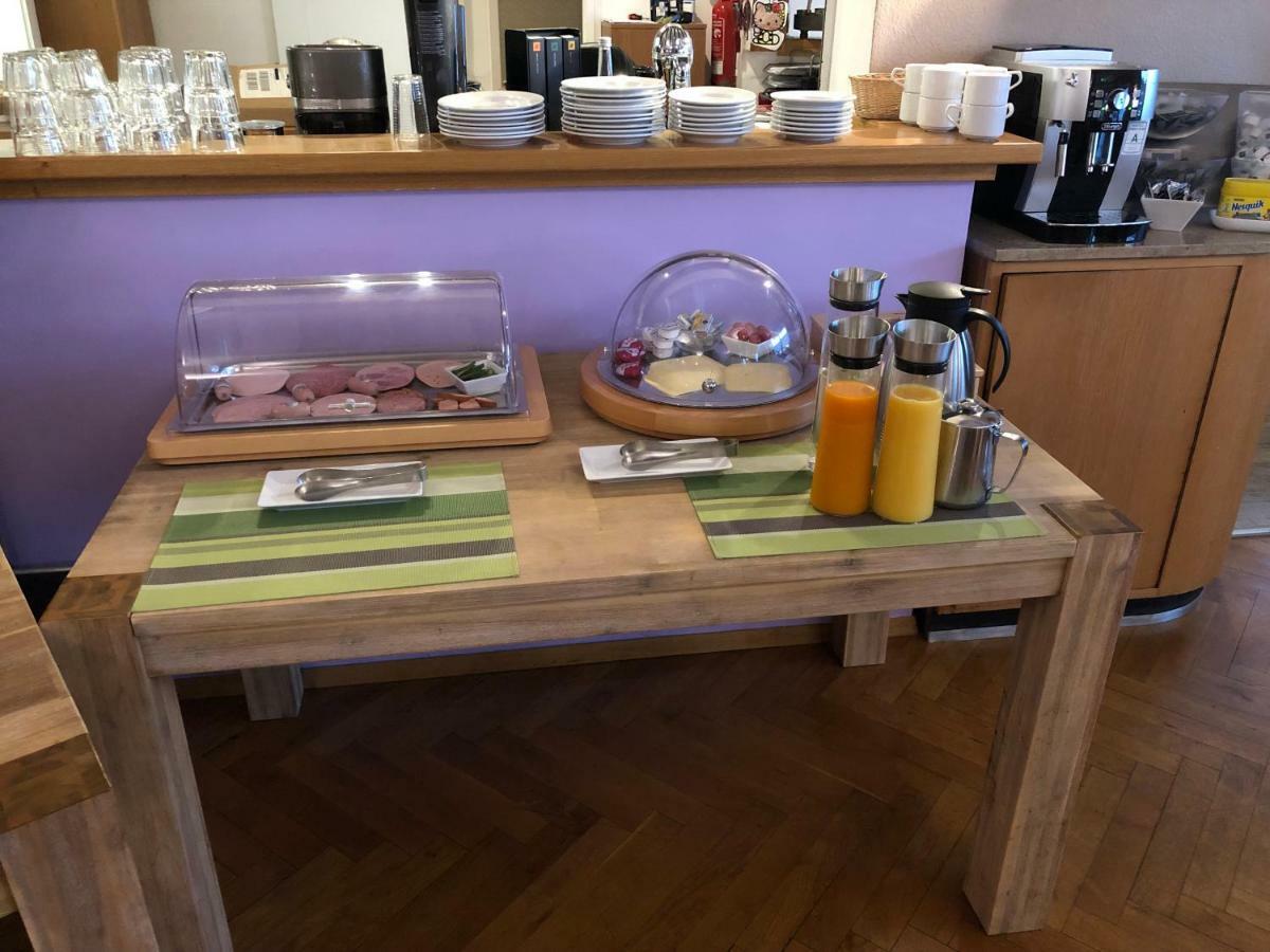 סינדלפינגן Hotel Sonnenhof מראה חיצוני תמונה